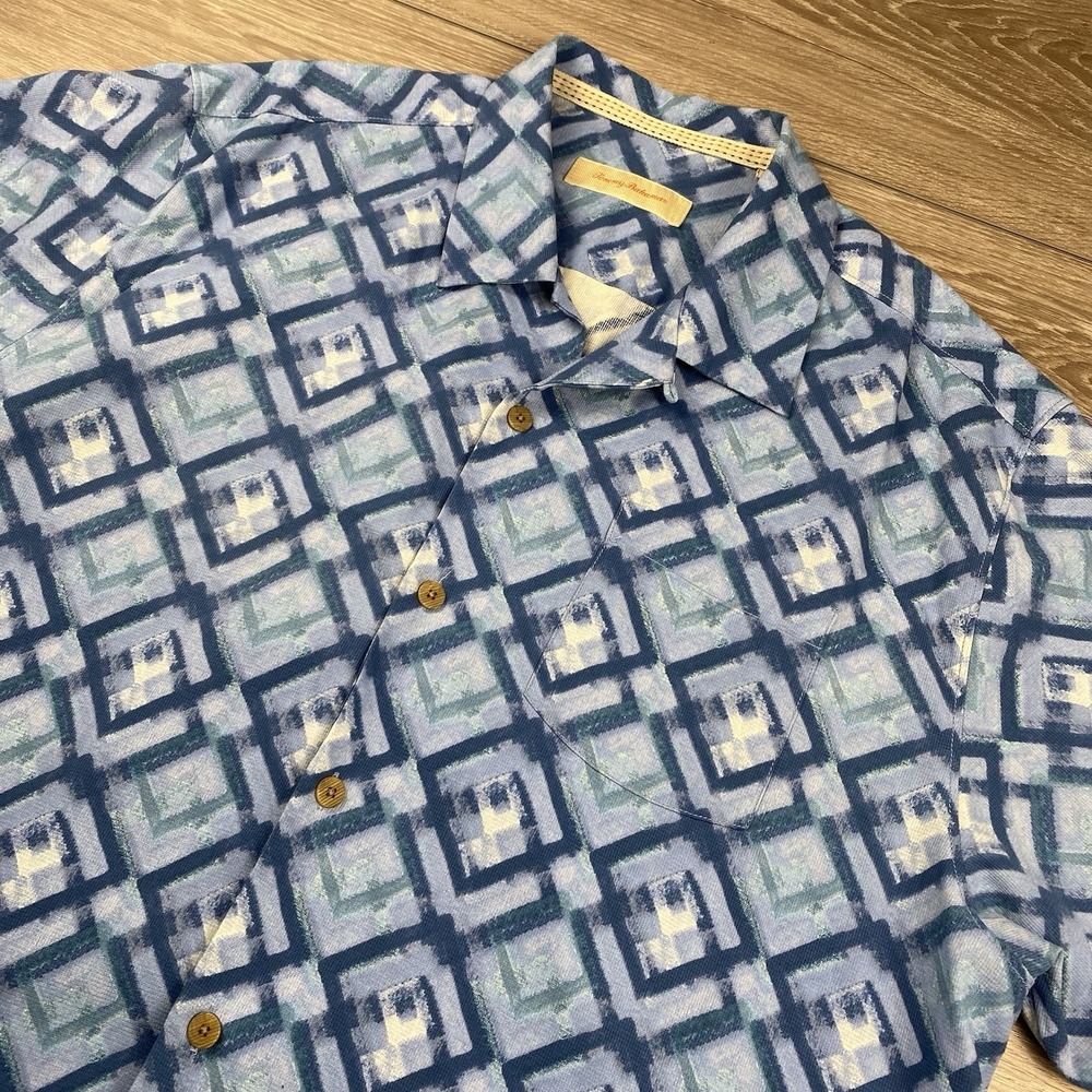 Tommy Bahama Mens 100% Silk Button Front Shirt Geometric Pattern Blue Size XL‎